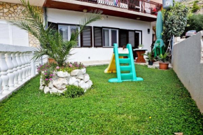 Apartment BANE, 70m from the sea, 8 pax